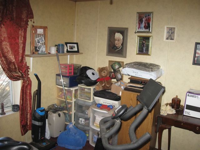 339 Bassett Boulevard, Elizabethtown, IL 62931