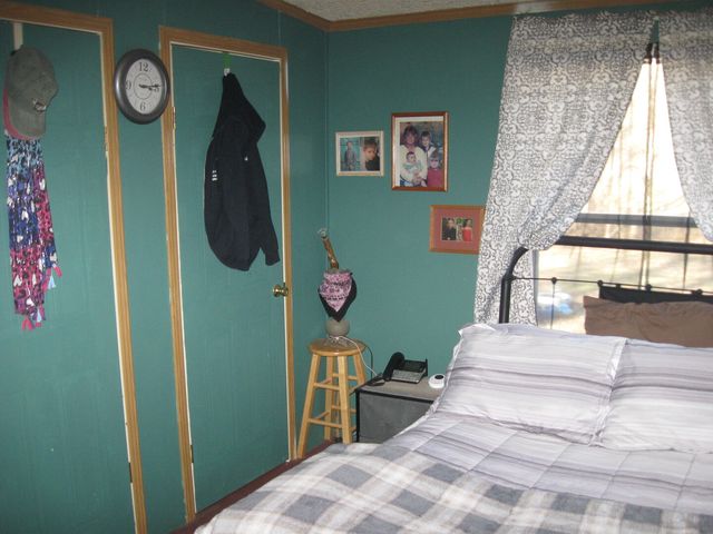 339 Bassett Boulevard, Elizabethtown, IL 62931