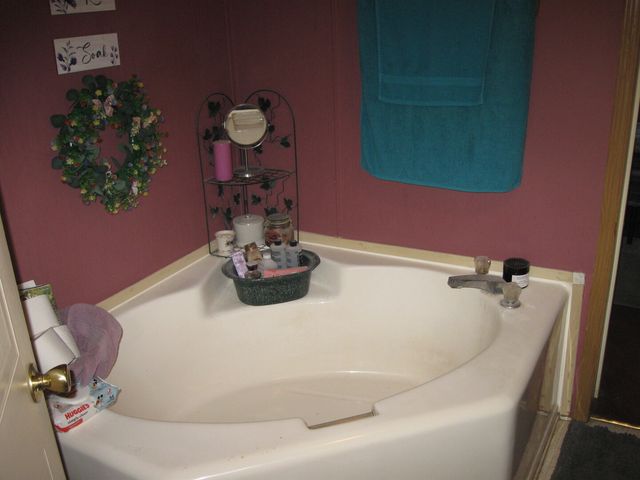 339 Bassett Boulevard, Elizabethtown, IL 62931