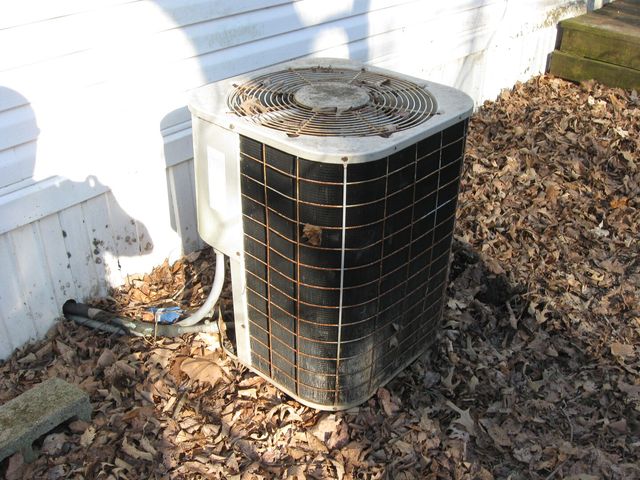 339 Bassett Boulevard, Elizabethtown, IL 62931