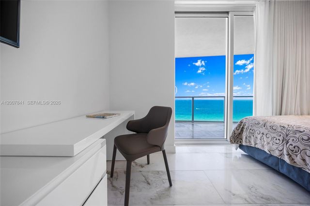 3951 S Ocean Dr 1202, Hollywood, FL 33019