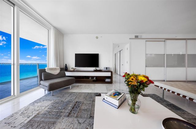 3951 S Ocean Dr 1202, Hollywood, FL 33019
