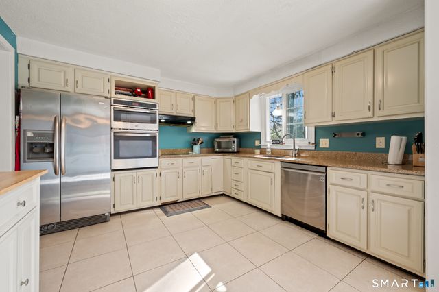 136 Murielle Drive, South Windsor, CT 06074