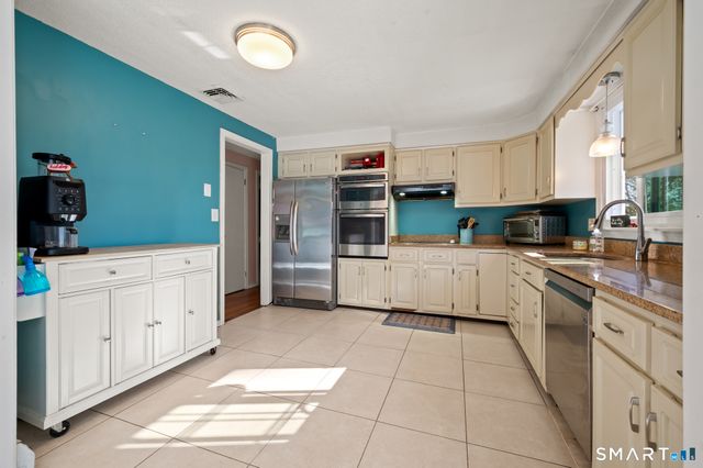 136 Murielle Drive, South Windsor, CT 06074