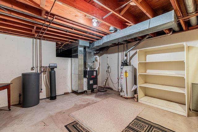 154 E US 34 Highway, Mendota, IL 61342