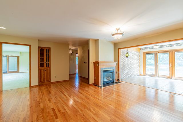 154 E US 34 Highway, Mendota, IL 61342