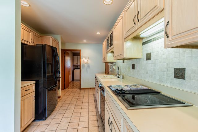 154 E US 34 Highway, Mendota, IL 61342