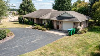 154 E US 34 Highway, Mendota, IL 61342