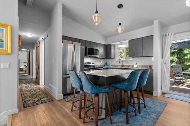 8739 Coyle Drive, Pinckney, MI 48169