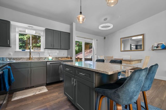 8739 Coyle Drive, Pinckney, MI 48169