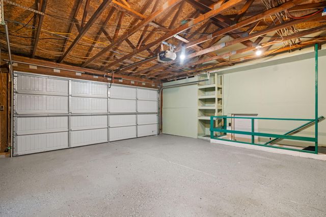 8739 Coyle Drive, Pinckney, MI 48169