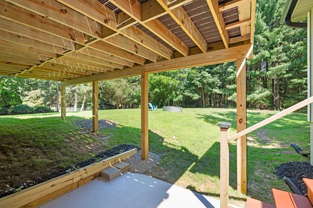 8739 Coyle Drive, Pinckney, MI 48169