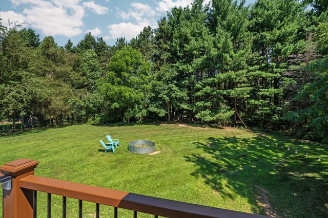 8739 Coyle Drive, Pinckney, MI 48169
