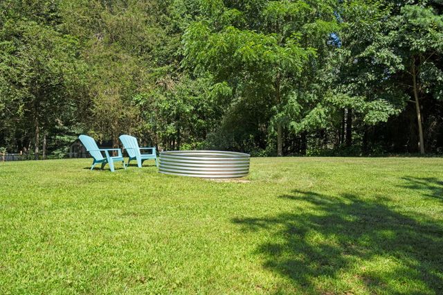 8739 Coyle Drive, Pinckney, MI 48169