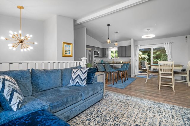 8739 Coyle Drive, Pinckney, MI 48169