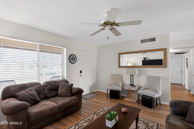 10545 W DIANA Avenue, Peoria, AZ 85345