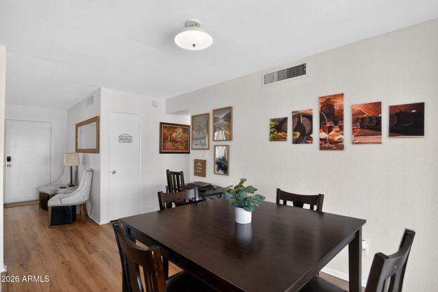 10545 W DIANA Avenue, Peoria, AZ 85345