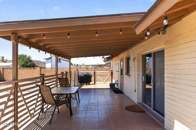 10545 W DIANA Avenue, Peoria, AZ 85345