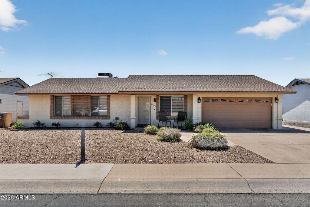 10545 W DIANA Avenue, Peoria, AZ 85345