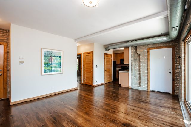 1223 W Greenleaf Avenue 1N, Chicago, IL 60626