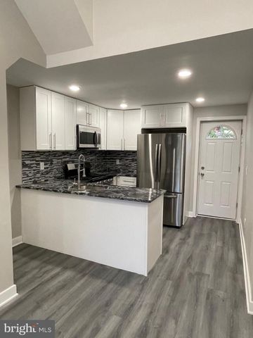 2046 N 20TH ST, Philadelphia, PA 19121
