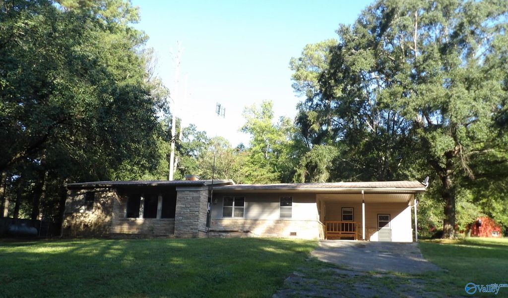 1425 Mitchell Pines Trail, Decatur, AL 35603