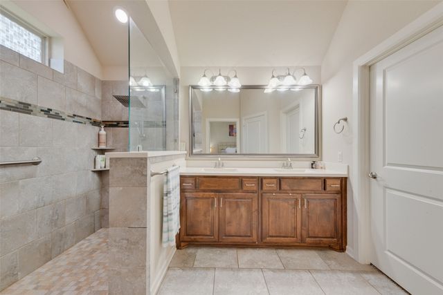 8301 Whistling Duck Drive, Fort Worth, TX 76118