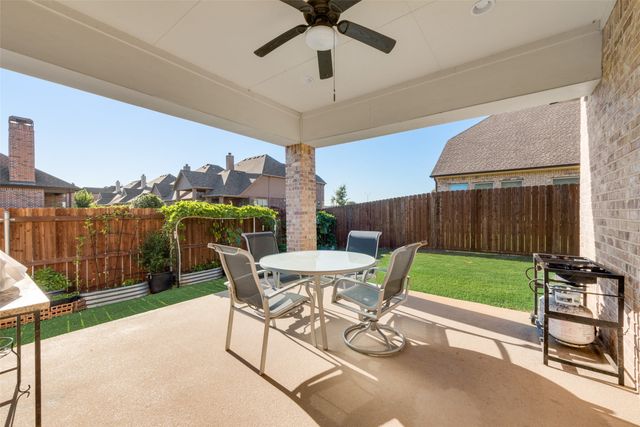 8301 Whistling Duck Drive, Fort Worth, TX 76118