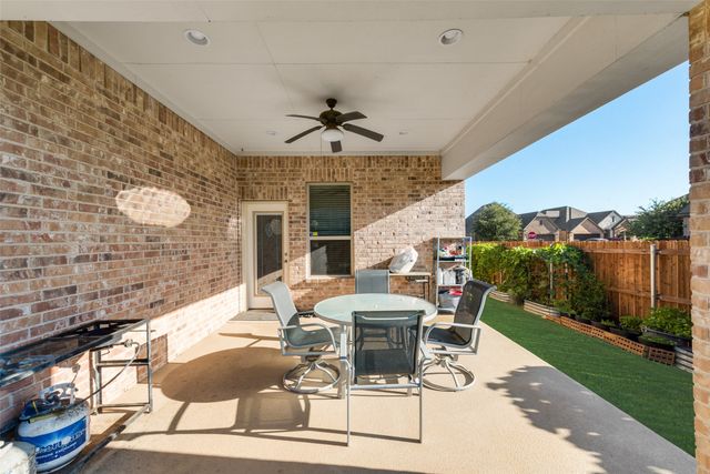 8301 Whistling Duck Drive, Fort Worth, TX 76118