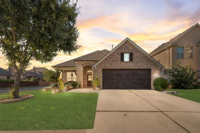 8301 Whistling Duck Drive, Fort Worth, TX 76118
