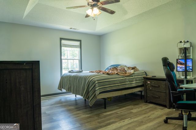 132 Old Stonewall Drive, Locust Grove, GA 30248