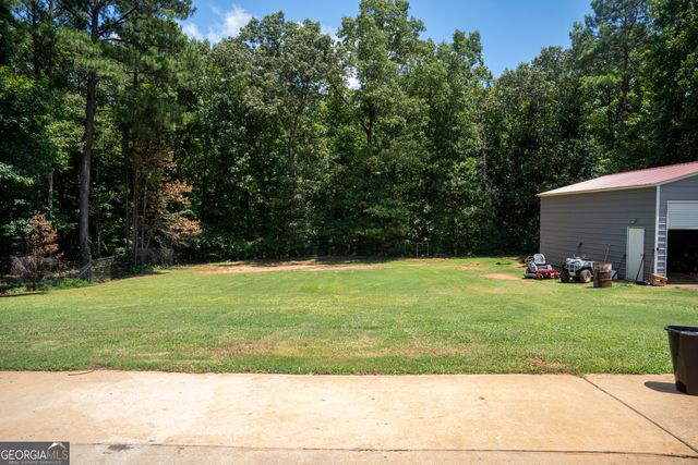 132 Old Stonewall Drive, Locust Grove, GA 30248