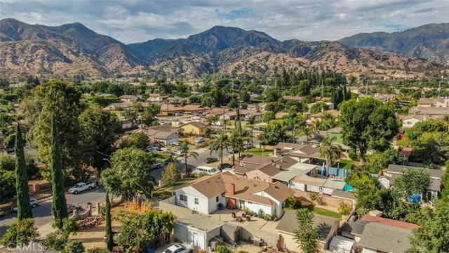 15370 Kadota, Sylmar, CA 91342