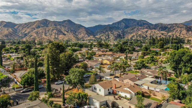 15370 Kadota, Sylmar, CA 91342