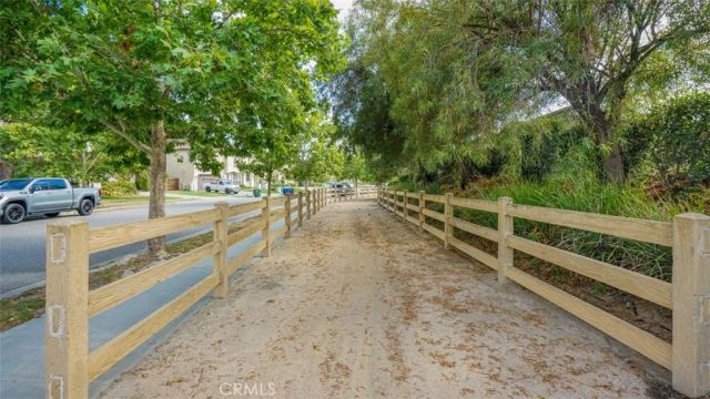 15370 Kadota, Sylmar, CA 91342