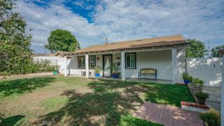 15370 Kadota, Sylmar, CA 91342