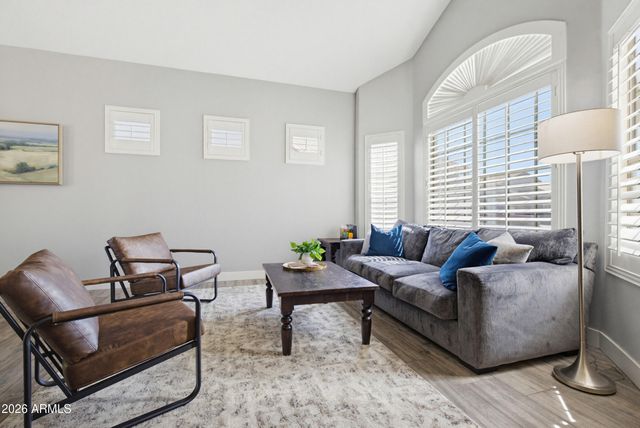 3302 E Javelina Avenue, Mesa, AZ 85204