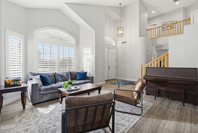 3302 E Javelina Avenue, Mesa, AZ 85204