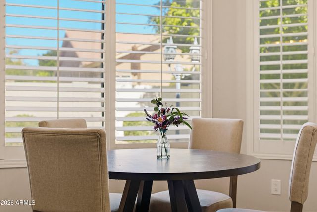 3302 E Javelina Avenue, Mesa, AZ 85204