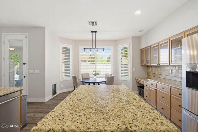 3302 E Javelina Avenue, Mesa, AZ 85204