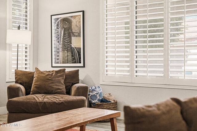 3302 E Javelina Avenue, Mesa, AZ 85204