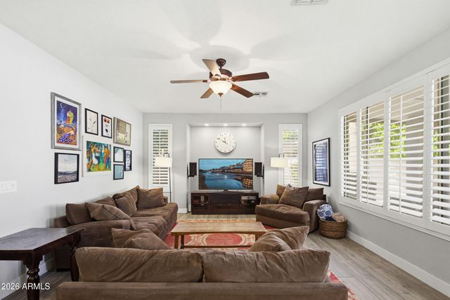 3302 E Javelina Avenue, Mesa, AZ 85204