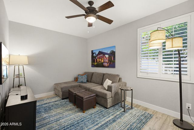 3302 E Javelina Avenue, Mesa, AZ 85204