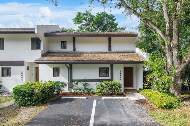 19986 NE 5th Court 4d, Miami, FL 33179
