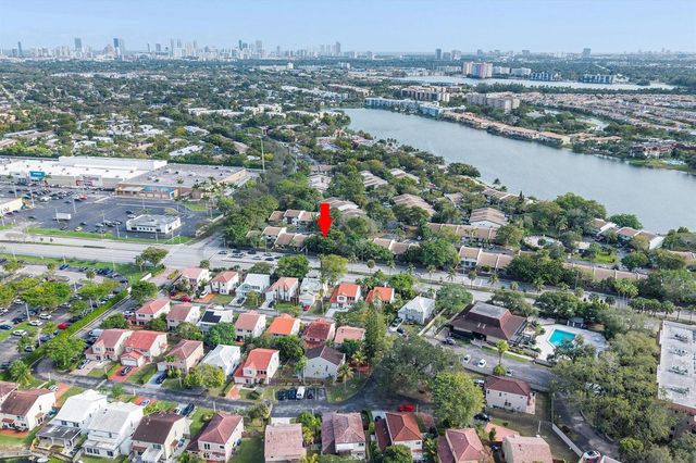 19986 NE 5th Court 4d, Miami, FL 33179