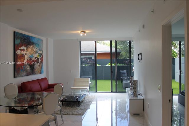 201 SW 17th Rd 802, Miami, FL 33129