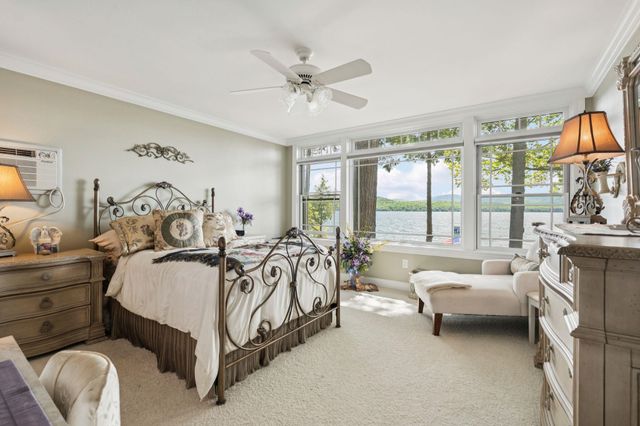 122 Broadside Road, Wolfeboro, NH 03894