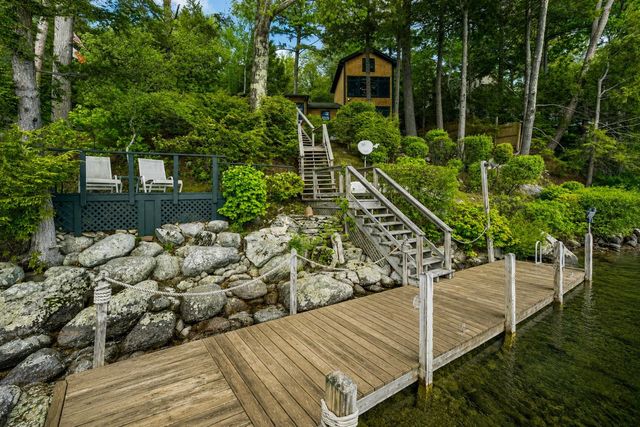 122 Broadside Road, Wolfeboro, NH 03894