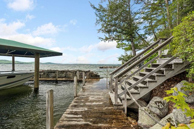 122 Broadside Road, Wolfeboro, NH 03894