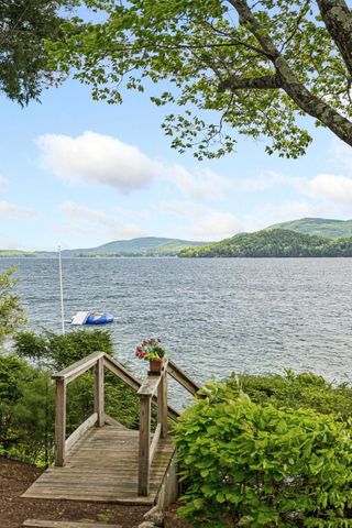 122 Broadside Road, Wolfeboro, NH 03894